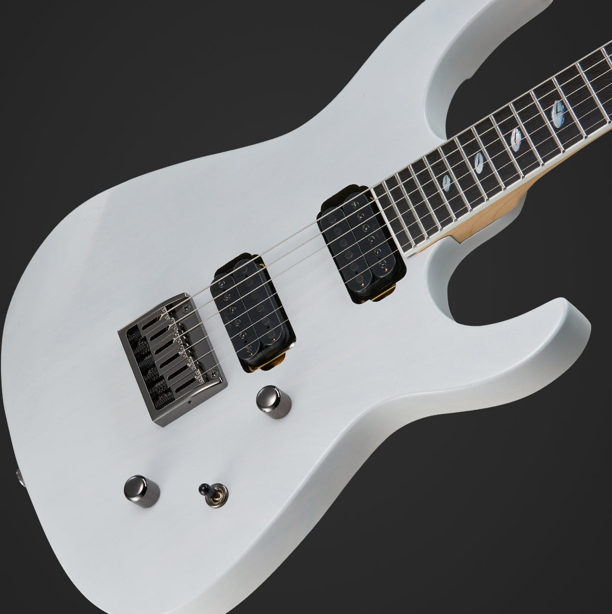Dellinger II-WB-FX EF/MF – Caparison Guitars